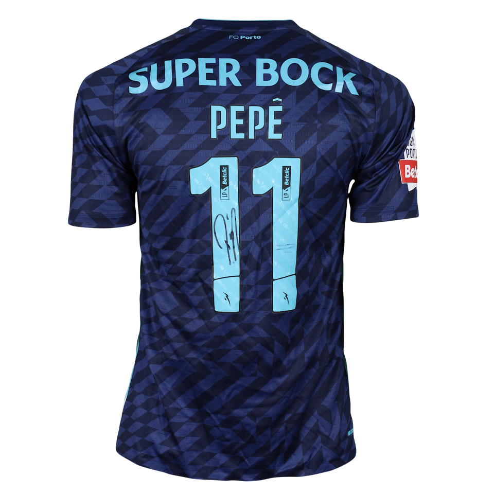Pepê FC Porto shirt