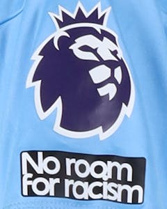 Bernd Leno Fulham shirt