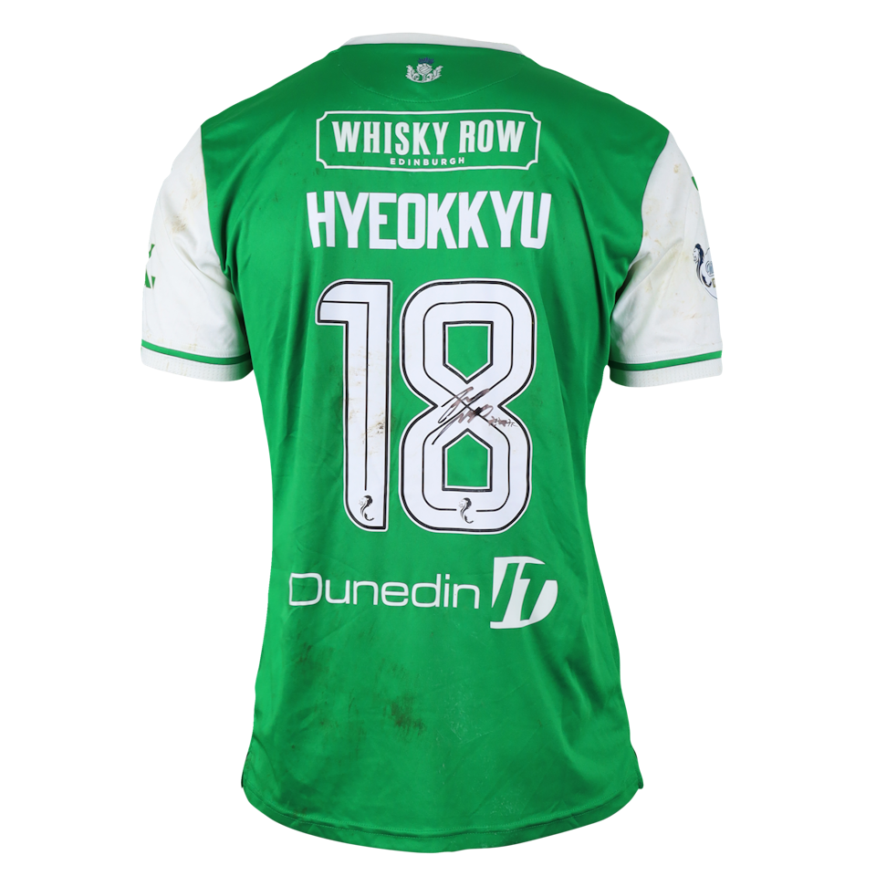 Hyeok-kyu Kwon 권혁규 Hibernian shirt