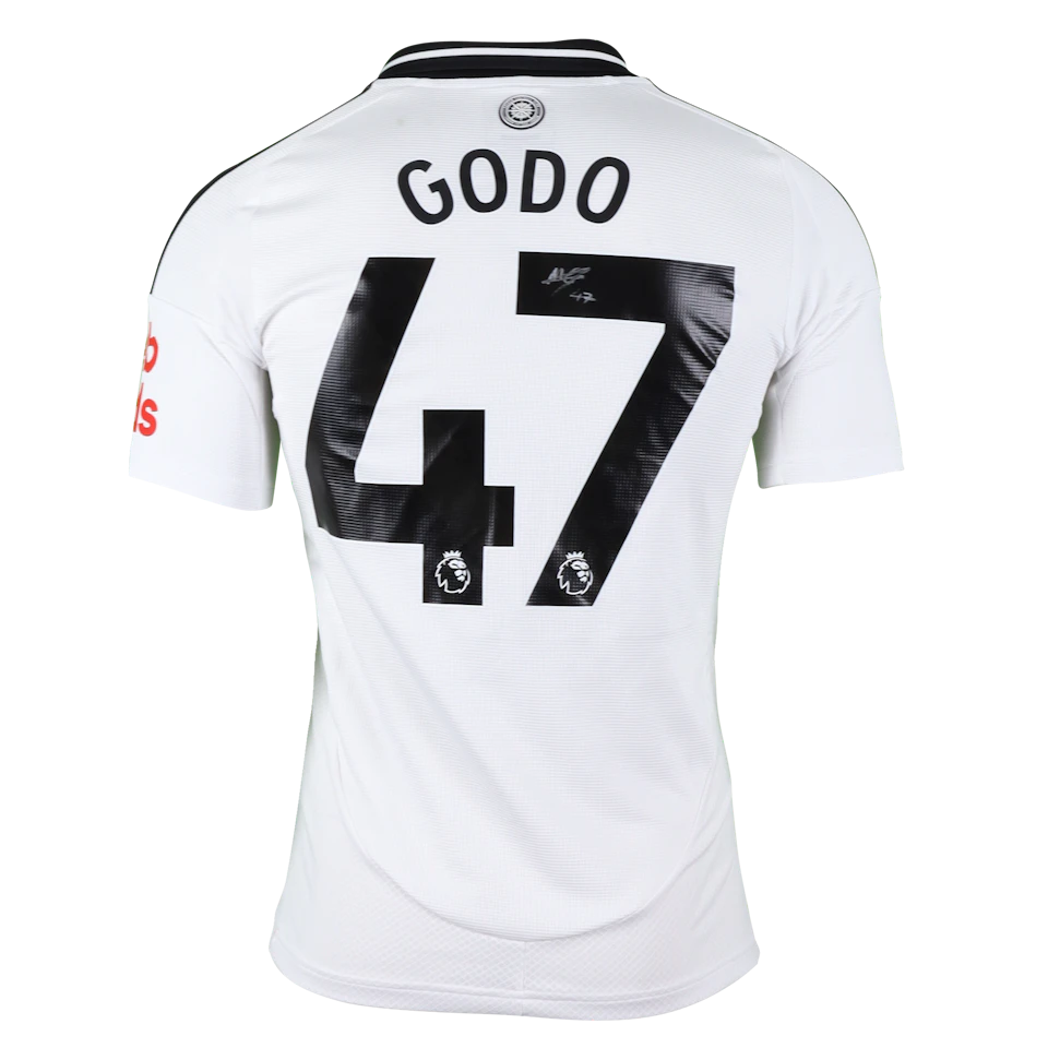 来自Fulham的Martial Godo球衣