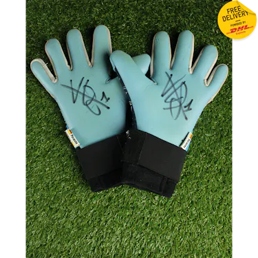 Goalkeeper Gloves - Chambaere - 1 | Royale Union Saint-Gilloise