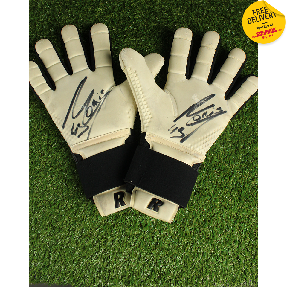 Anthony Moris Goalkeeper Gloves | Royale Union Saint-Gilloise