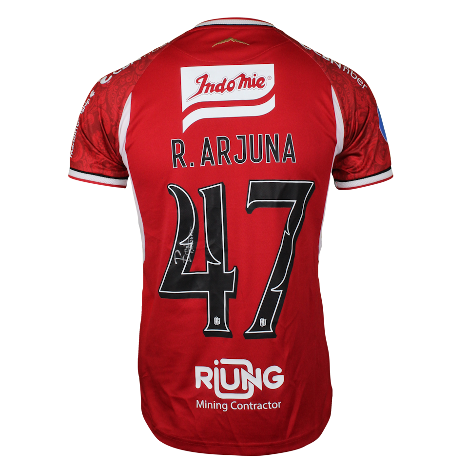 Rahmat Arjuna Reski Bali United shirt