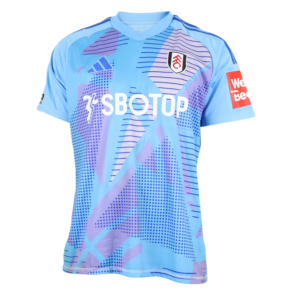 Bernd Leno Fulham shirt