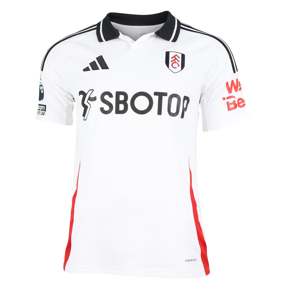Antonee Robinson Fulham shirt