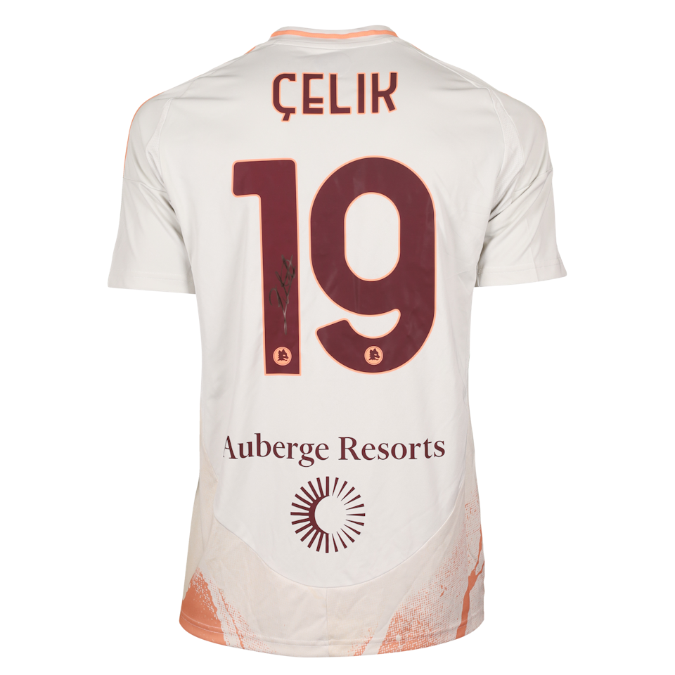 Zeki Çelik AS Roma shirt