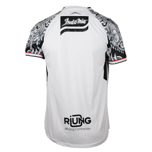 Squad Signed Shirt - 1 | Bali United