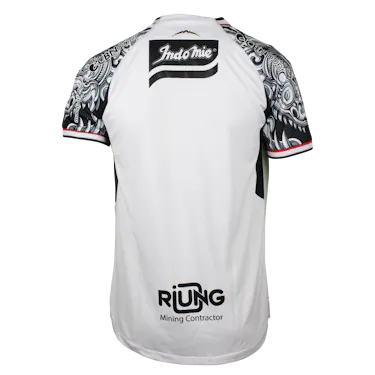 Squad Signed Shirt - 1 | Bali United