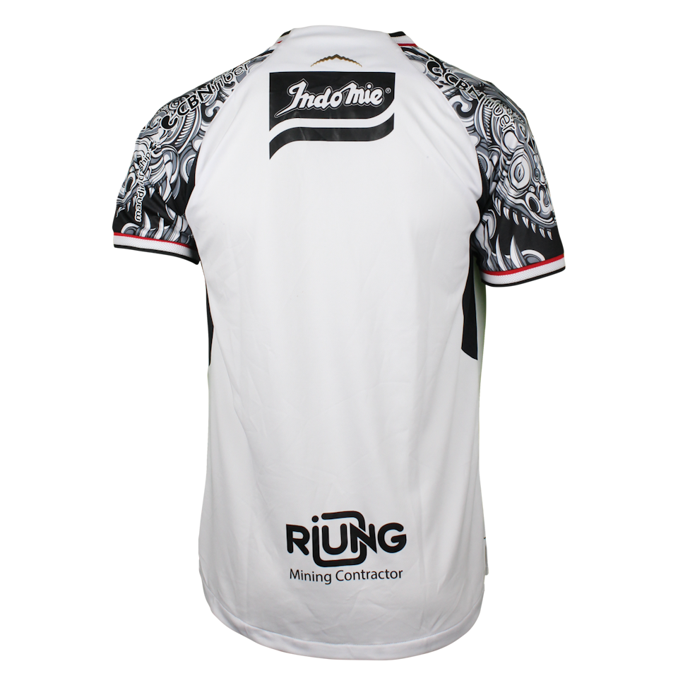 Squad Signed Shirt - 1 | Bali United