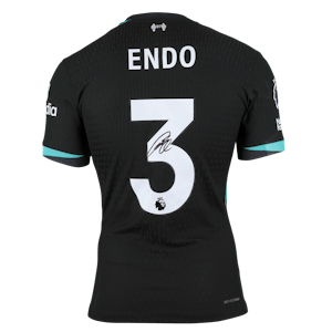 来自Liverpool的Wataru Endo球衣