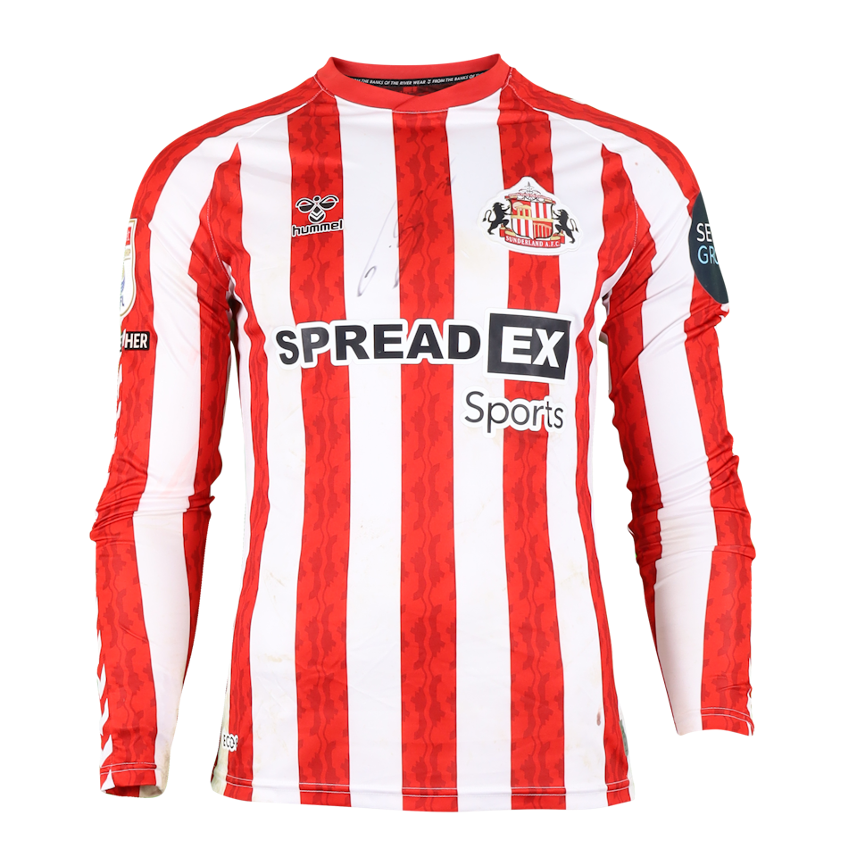 Trai Hume Sunderland shirt