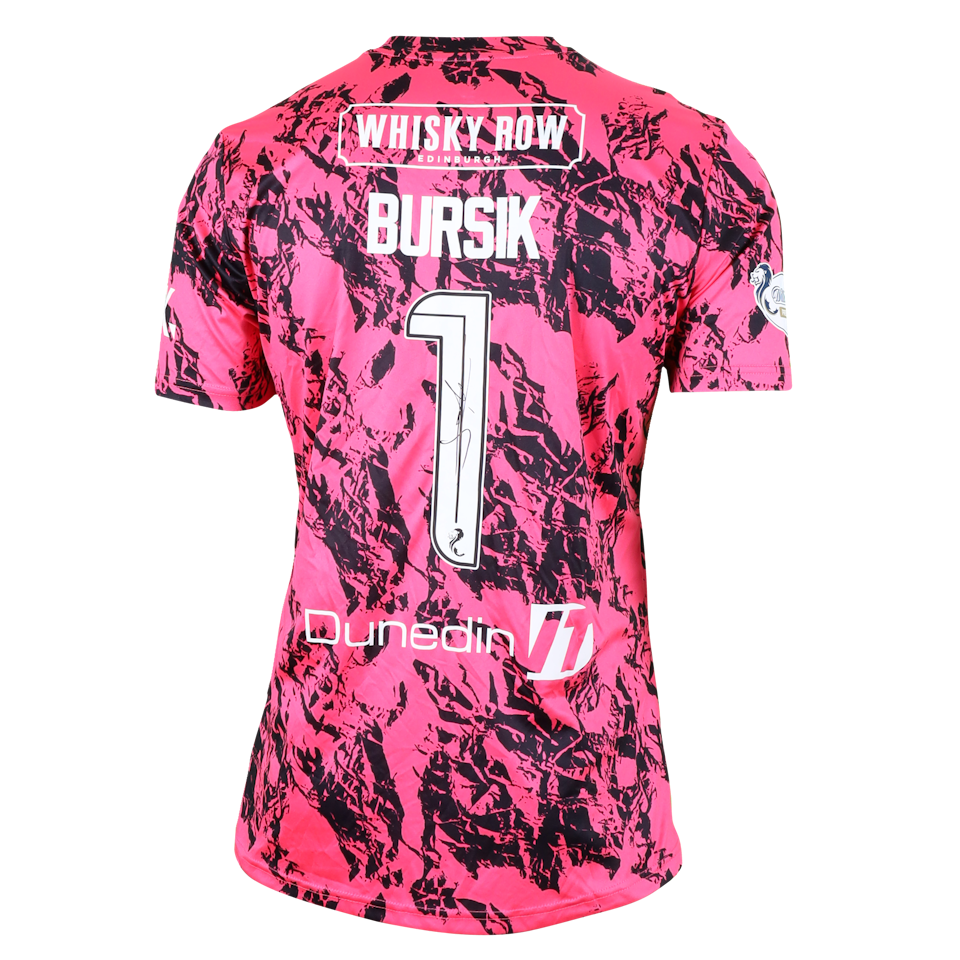 Josef Bursik Hibernian shirt