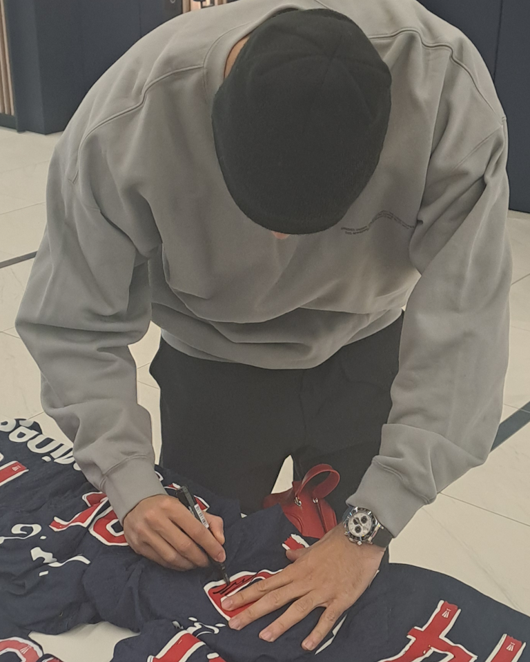 Achraf Hakimi Mouh Paris Saint-Germain shirt