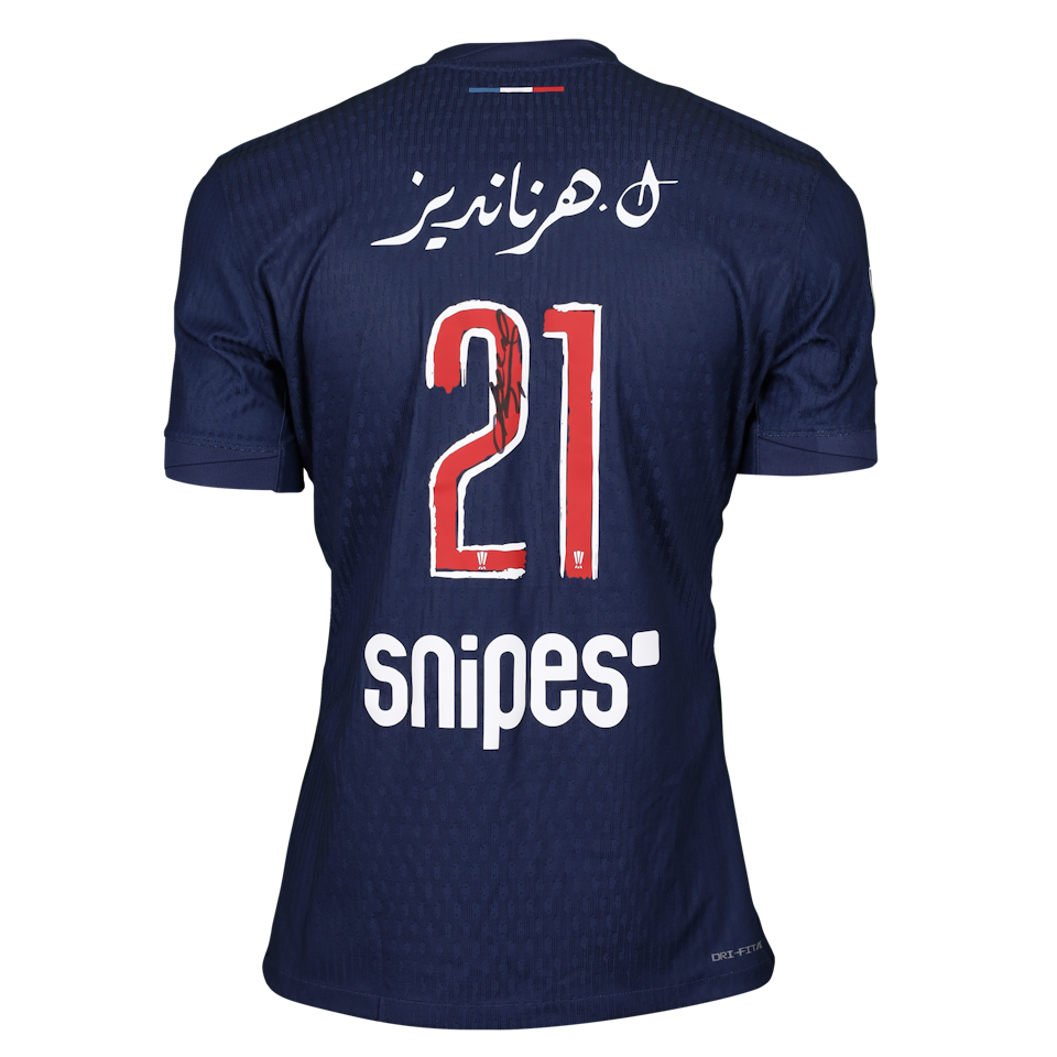 Lucas Hernández  Paris Saint-Germain shirt