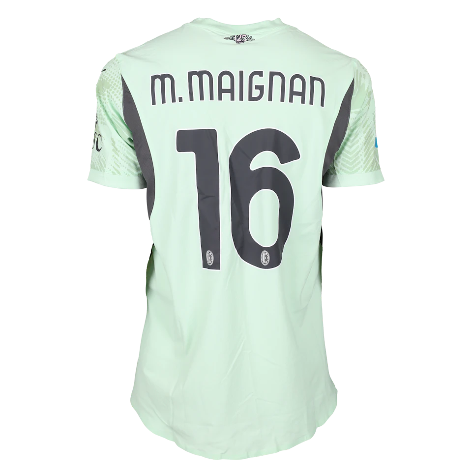 Mike Maignan #12
