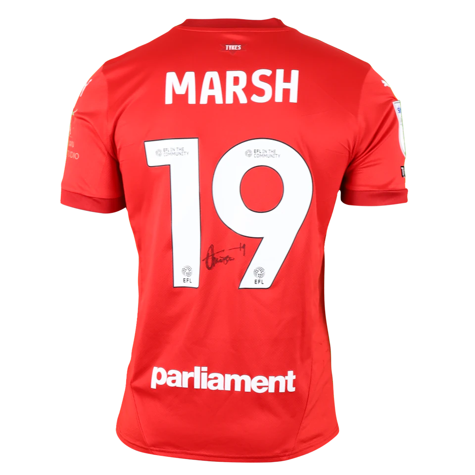 来自Barnsley的Aiden Marsh球衣