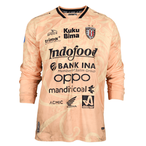Adilson Maringá Bali United shirt