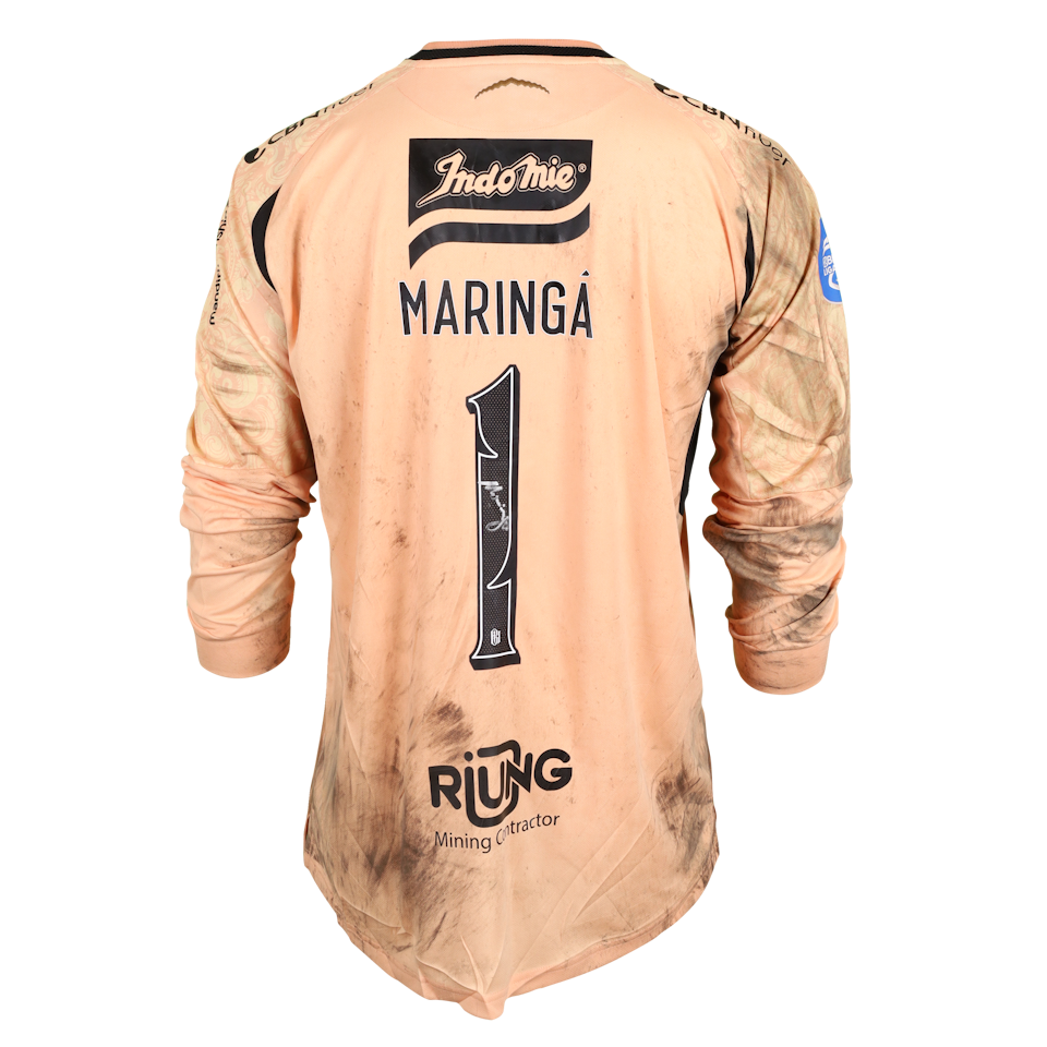 Adilson Maringá Bali United shirt