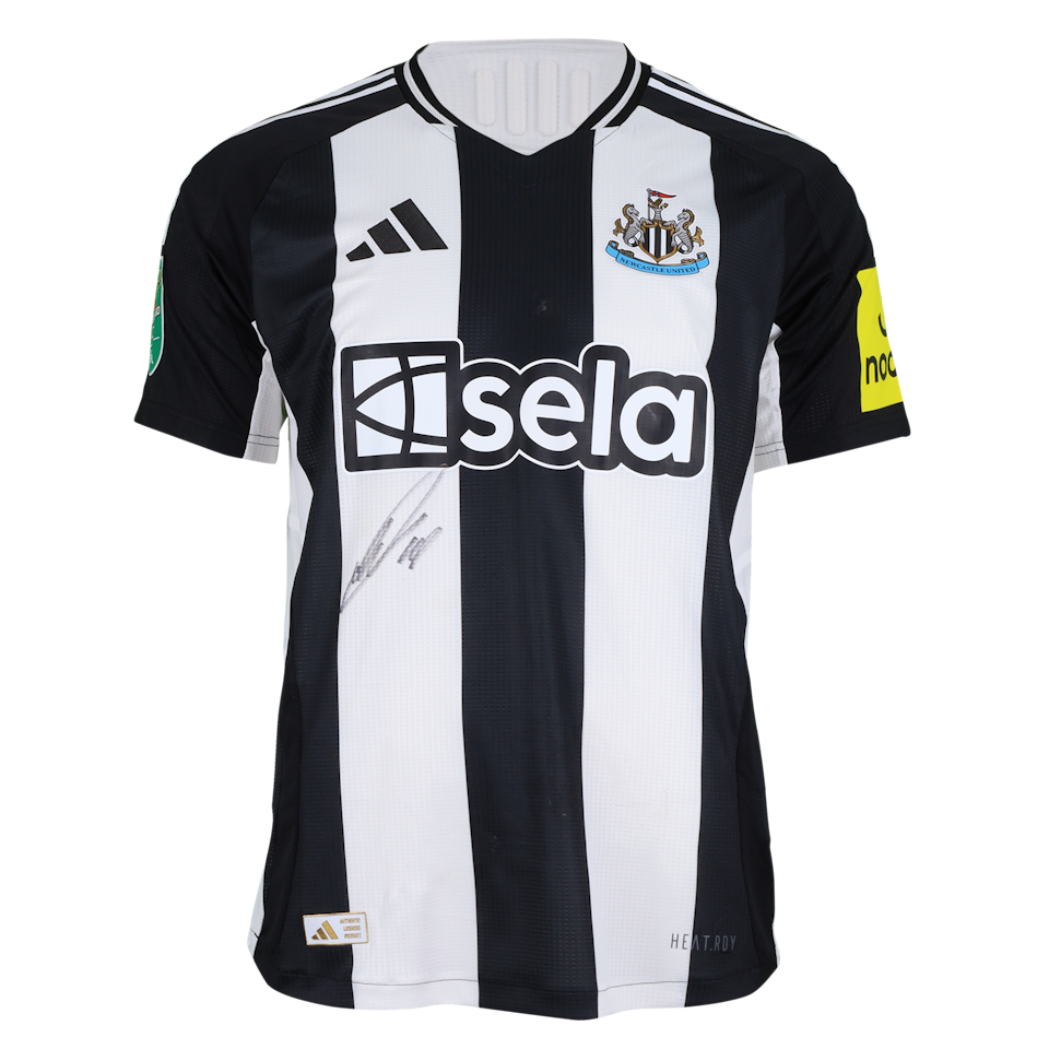 Alexander Isak Newcastle United shirt