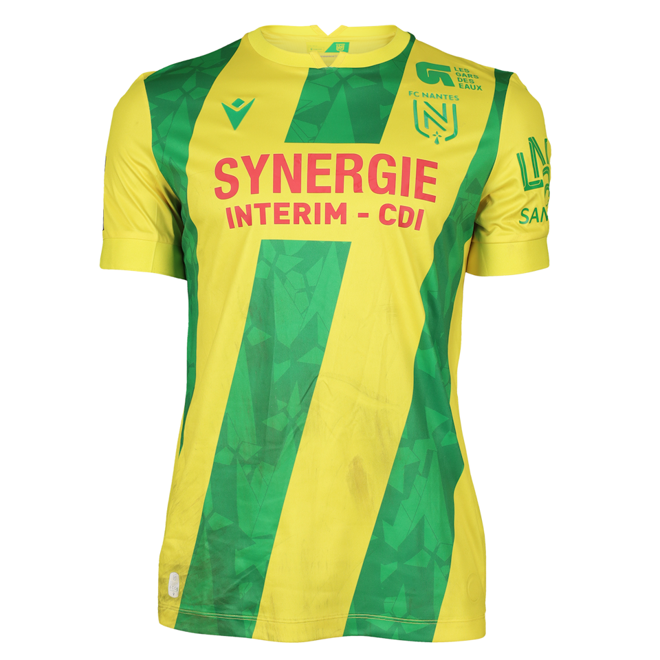 Matthis Abline FC Nantes forması
