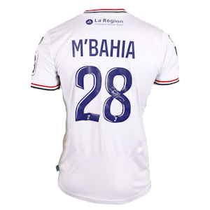 Ivan M'Bahia Clermont Foot 63 camisa.
