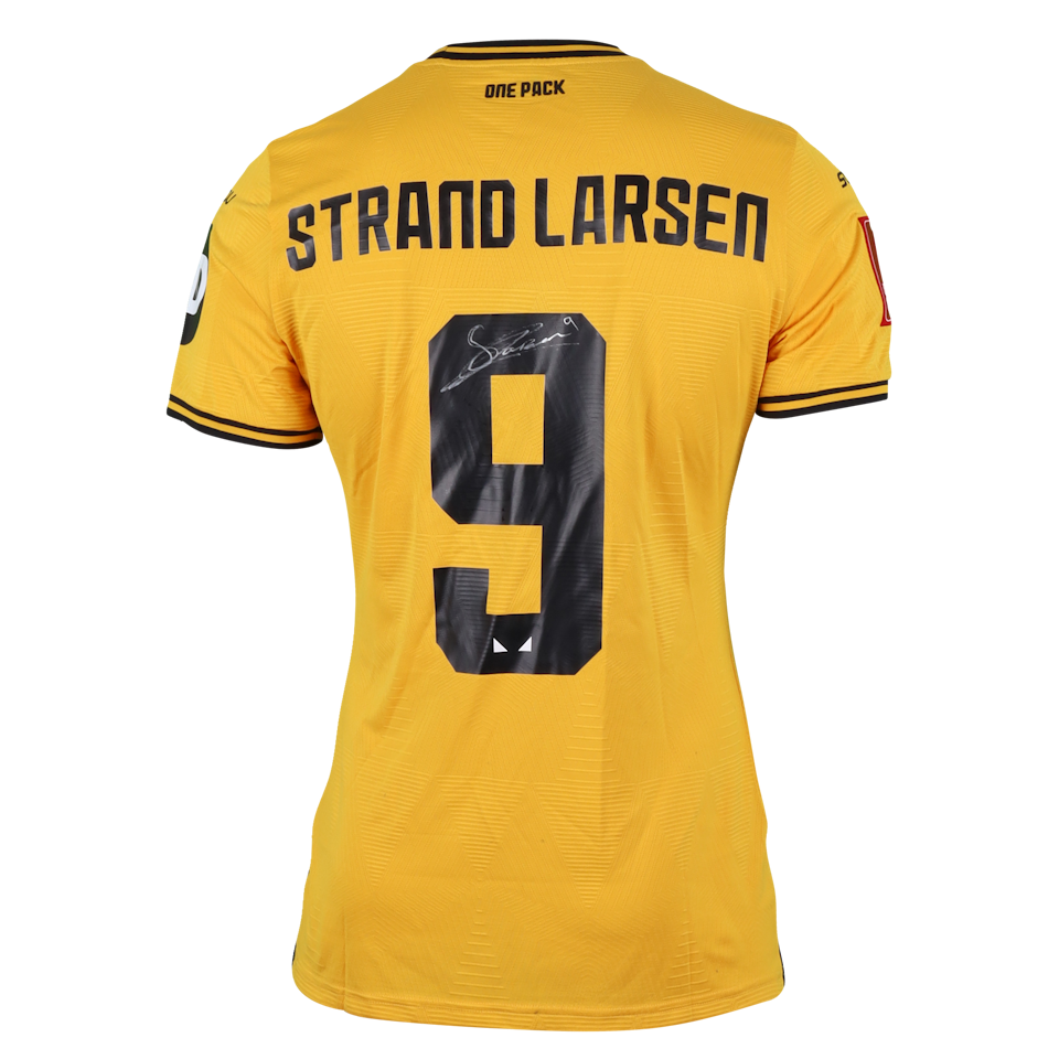 Jørgen Strand Larsen Wolverhampton Wanderers shirt