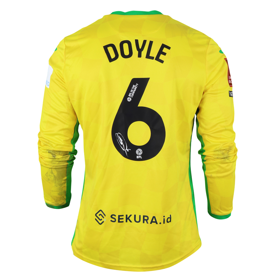 Callum Doyle Norwich City shirt