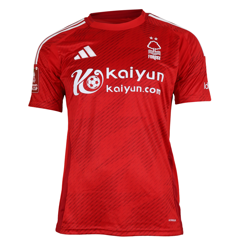 Alex Moreno  Nottingham Forest shirt