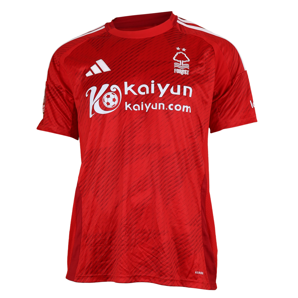 Nikola Milenković Nottingham Forest shirt