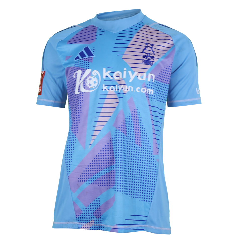 Matz Sels Nottingham Forest shirt