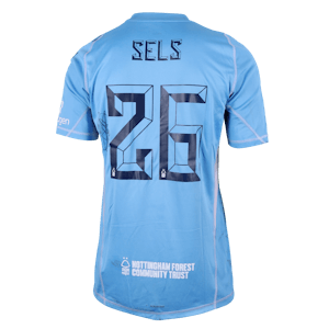 Matz Sels Nottingham Forest shirt
