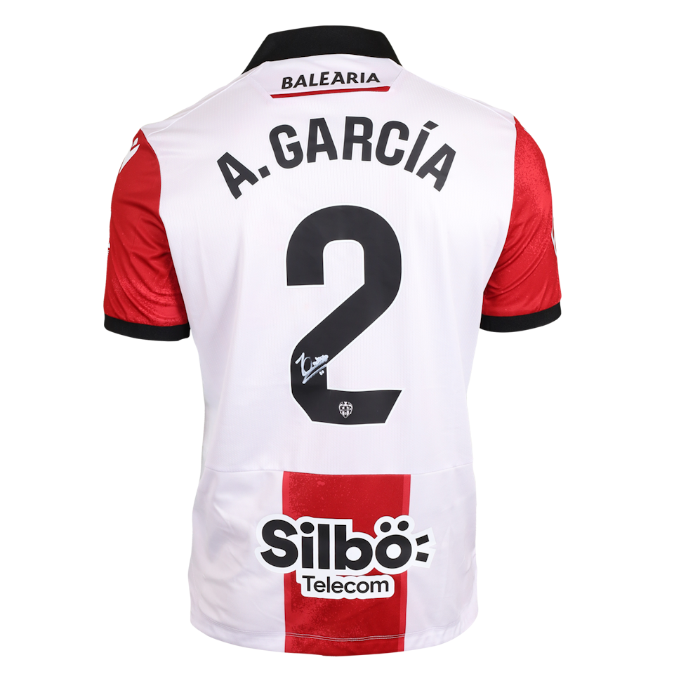 Andrés García Robledo Levante UD shirt