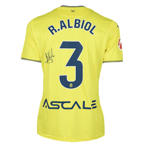 Raúl Albiol Villarreal CF shirt