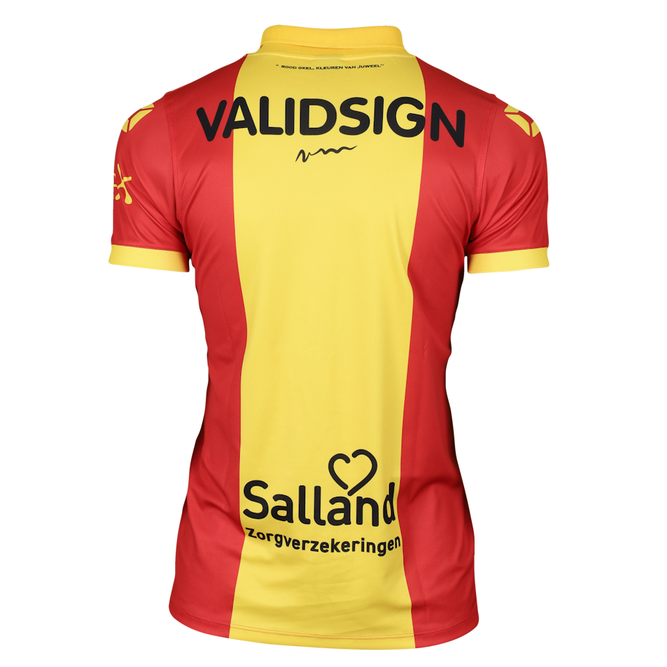 Squad Signed Shirt Go Ahead Eagles