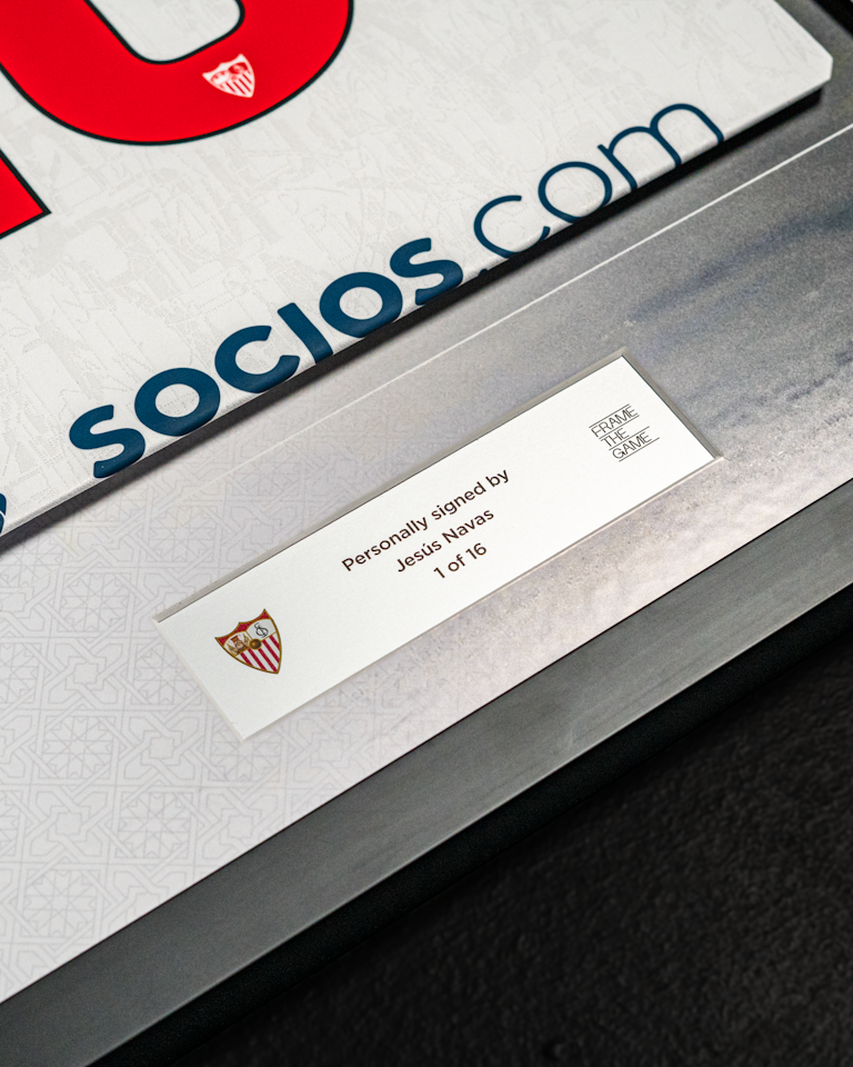 Jesús Navas Signed - Leyenda