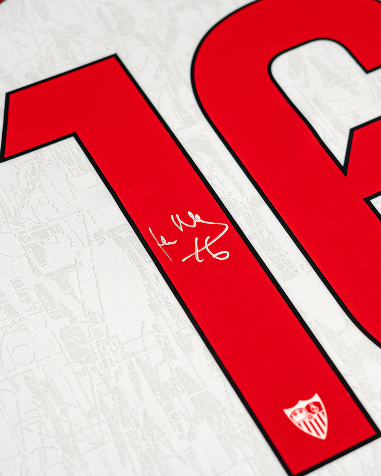 Jesús Navas Signed - Leyenda