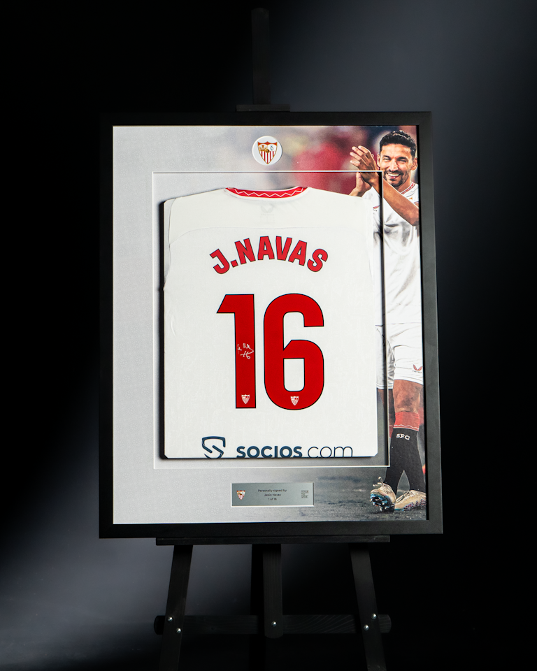 Jesús Navas Signed - Leyenda