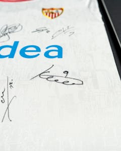 Squad Signed Sevilla FC - Los Rojiblancos
