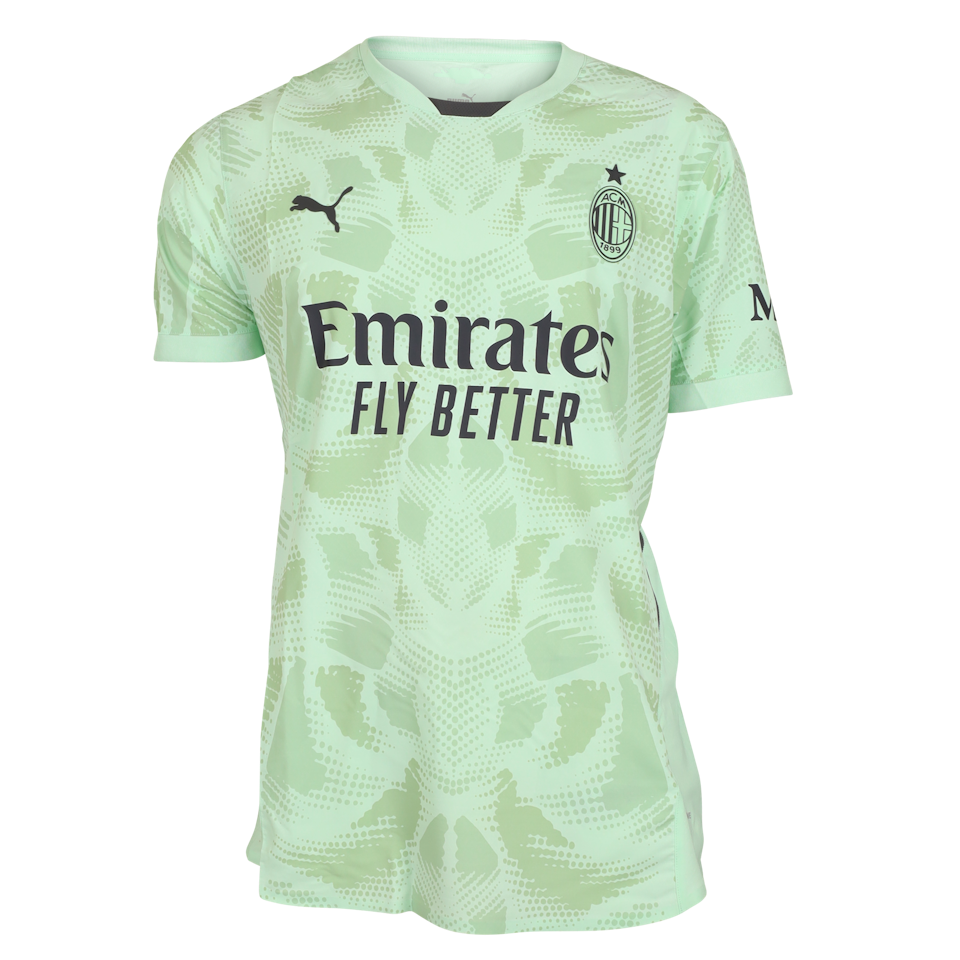 Mike Maignan AC Milan shirt