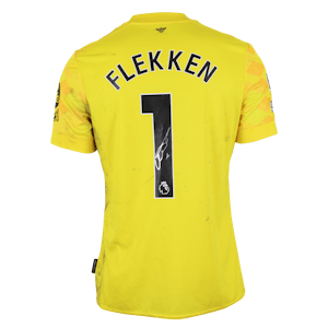 Mark Flekken Brentford shirt