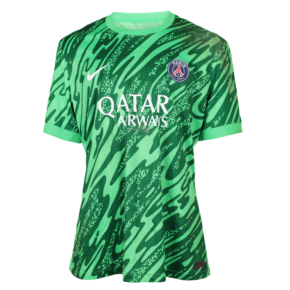 Gianluigi Donnarumma Paris Saint-Germain shirt
