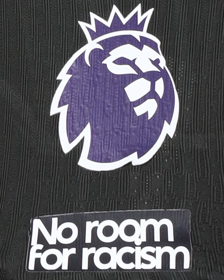 Darwin Núñez Liverpool shirt