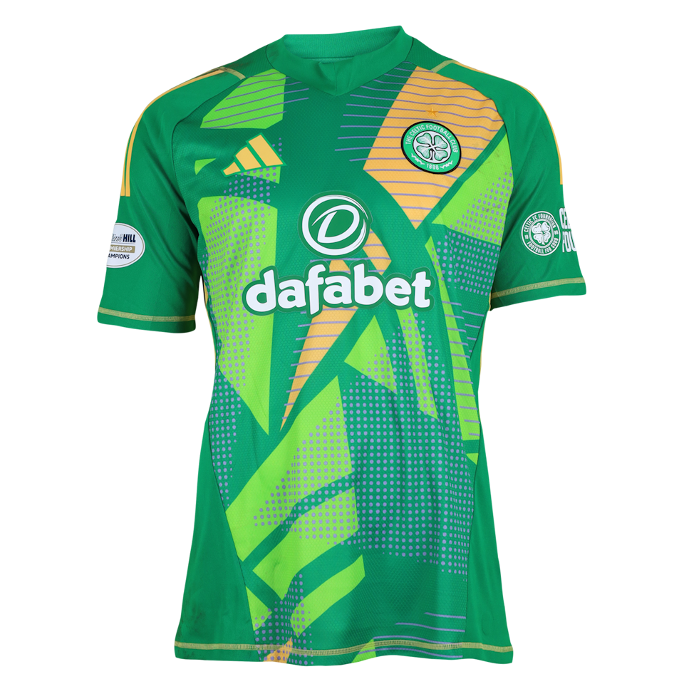 Kasper Schmeichel Celtic jersey