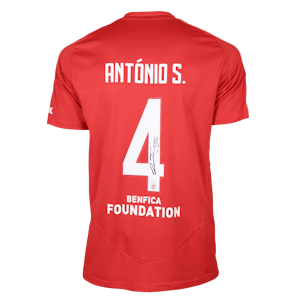 António Silva SL Benfica shirt