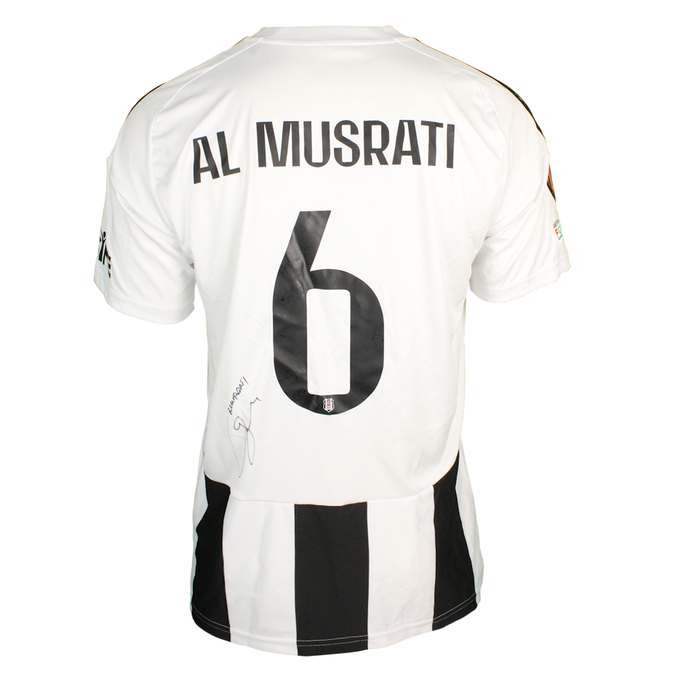 Almoatasembellah Ali Mohamed Beşiktaş JK shirt
