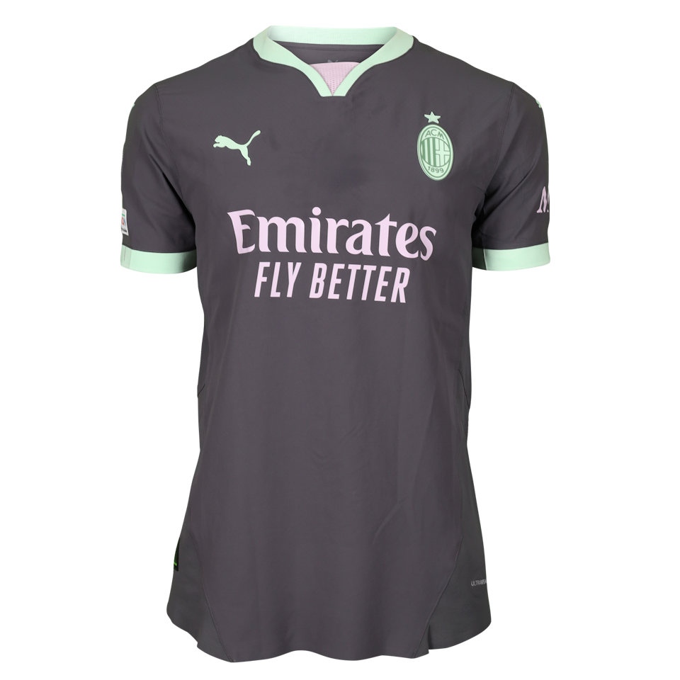 Theo Hernández AC Milan shirt