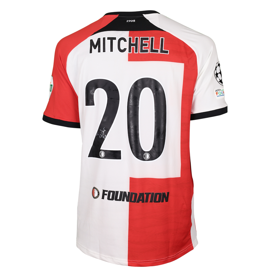 Jeyland Mitchell Feyenoord shirt