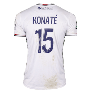 Cheick Oumar Konaté Clermont Foot 63 shirt
