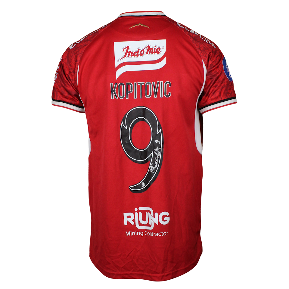 Boris Kopitović Bali United shirt