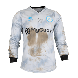 Aaron Connolly Millwall shirt